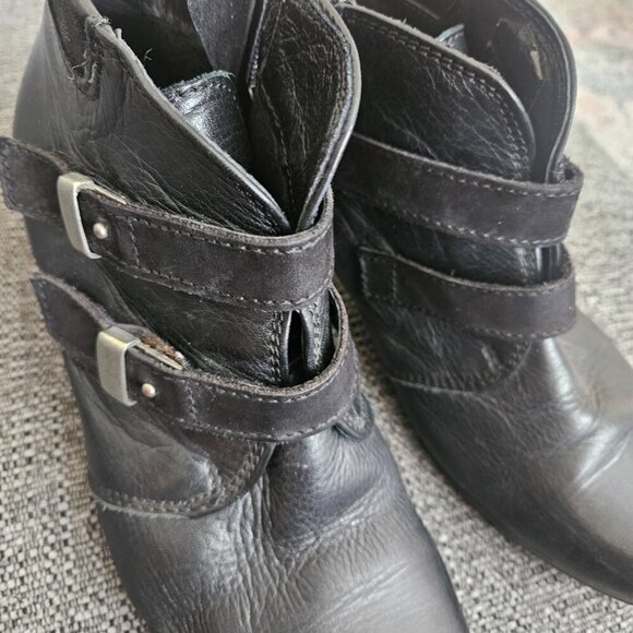 taos Black Leather Grunge Ankle Booties Steam Punk Silver Buckle boots biker 8.5 - Picture 9 of 12